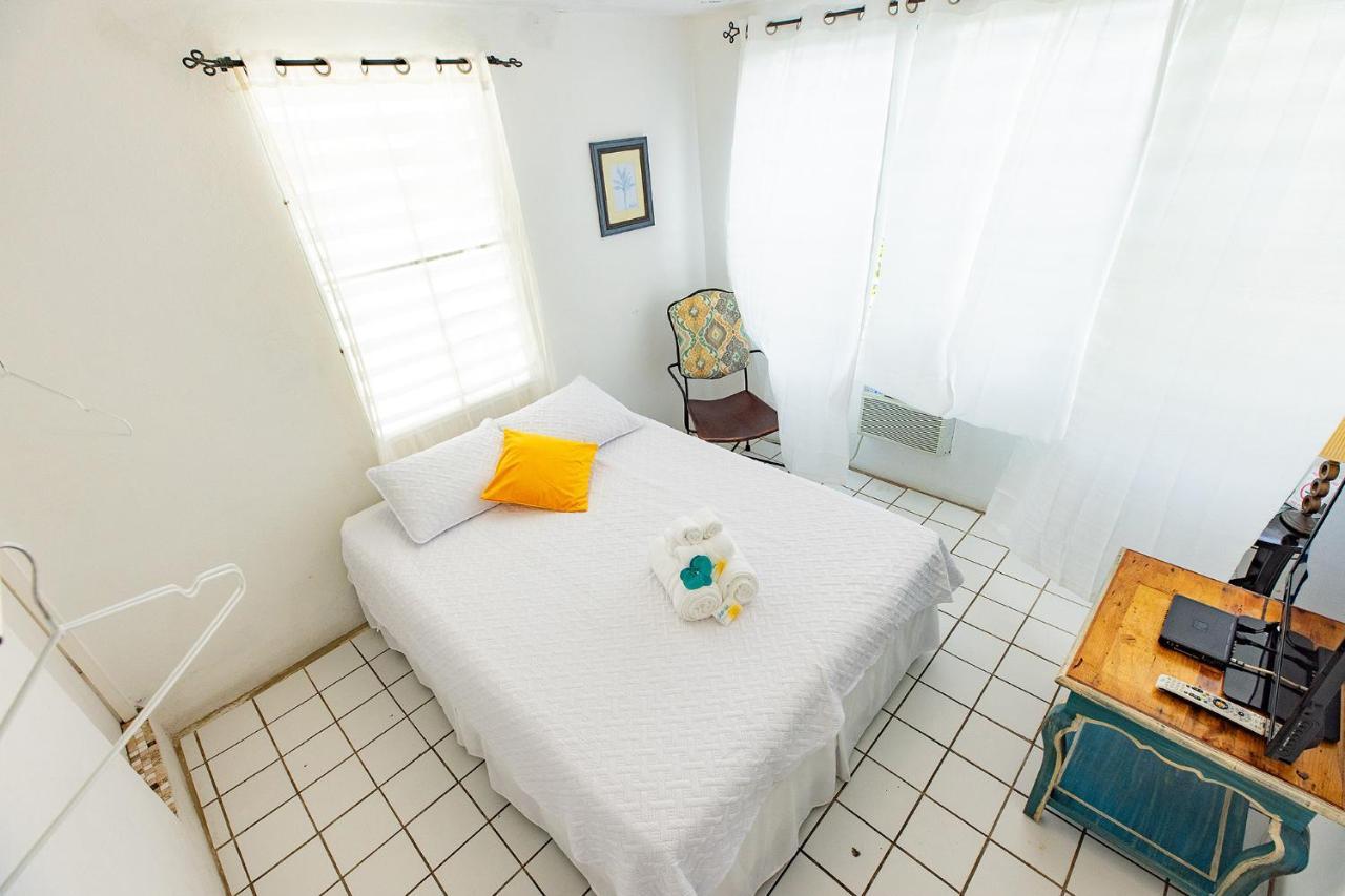 Vieques Tropical Guest House Exterior photo