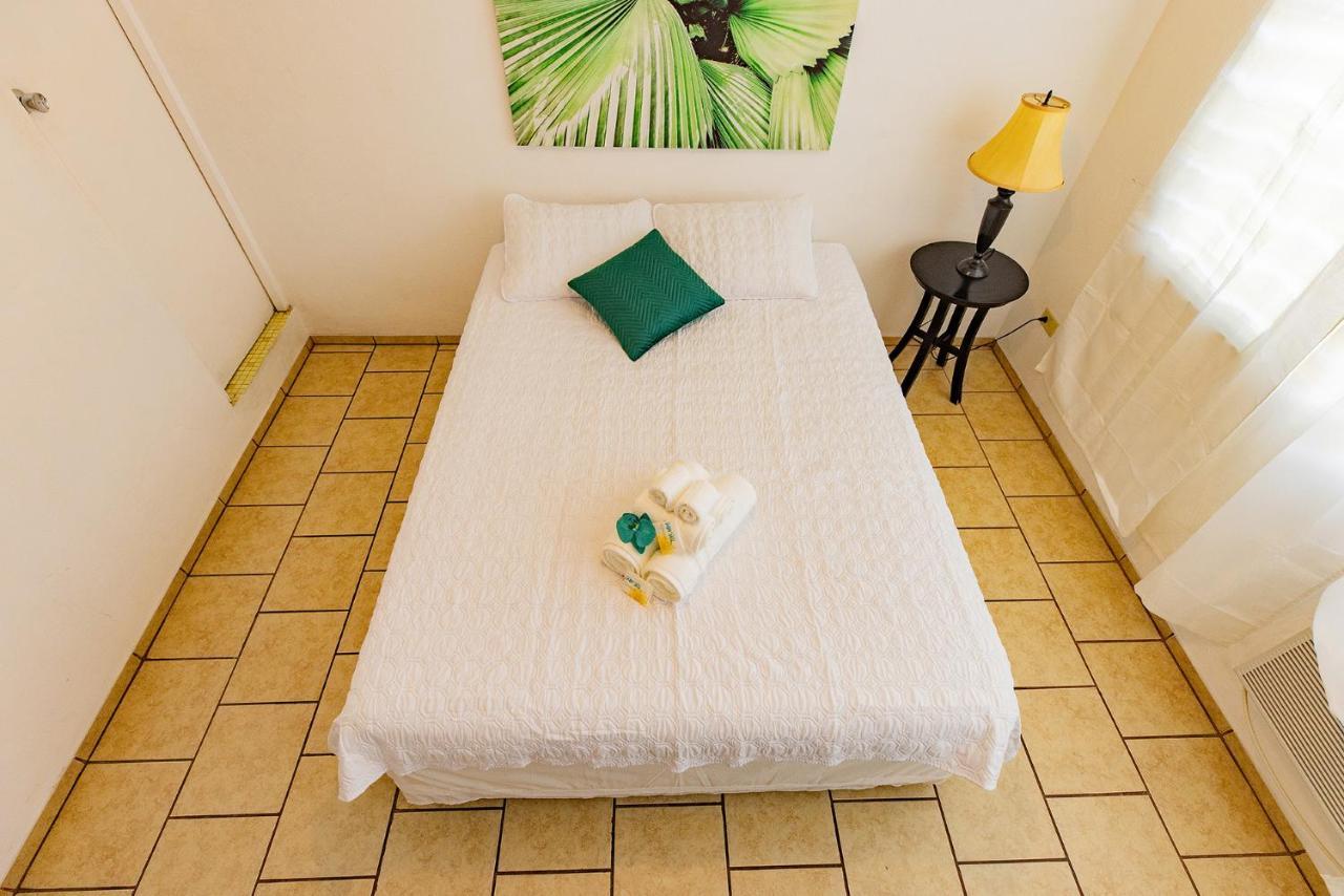 Vieques Tropical Guest House Exterior photo